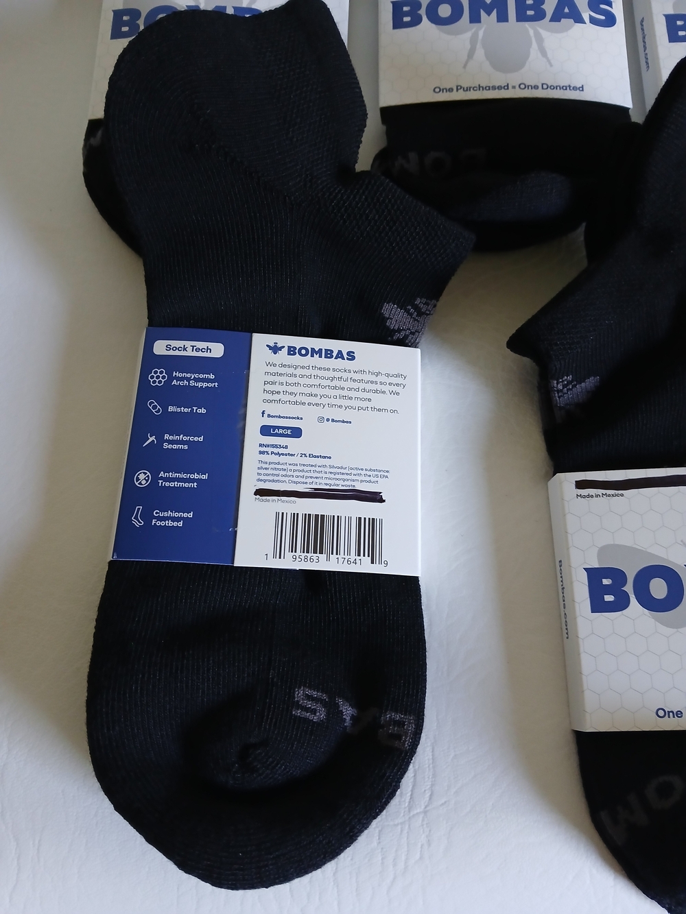 Bombas Unisex Ankle Length Athletic Socks in Black - Pack of 5 - Picture 4 of 5